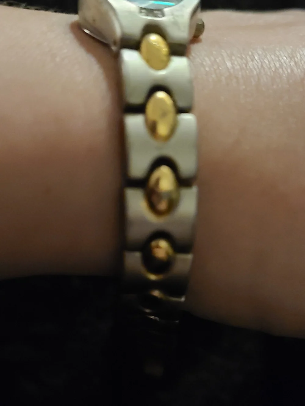 Vintage Q&Q quartz Women's two-tone Chic watch Fashion Accessory